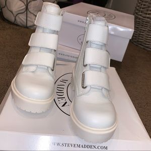 Steve Madden WAYNE White Leather Velcro Boot